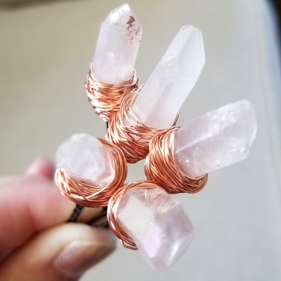 💗New!💗 Pale Pink Crystal Hair Pins - Picture 4 of 5